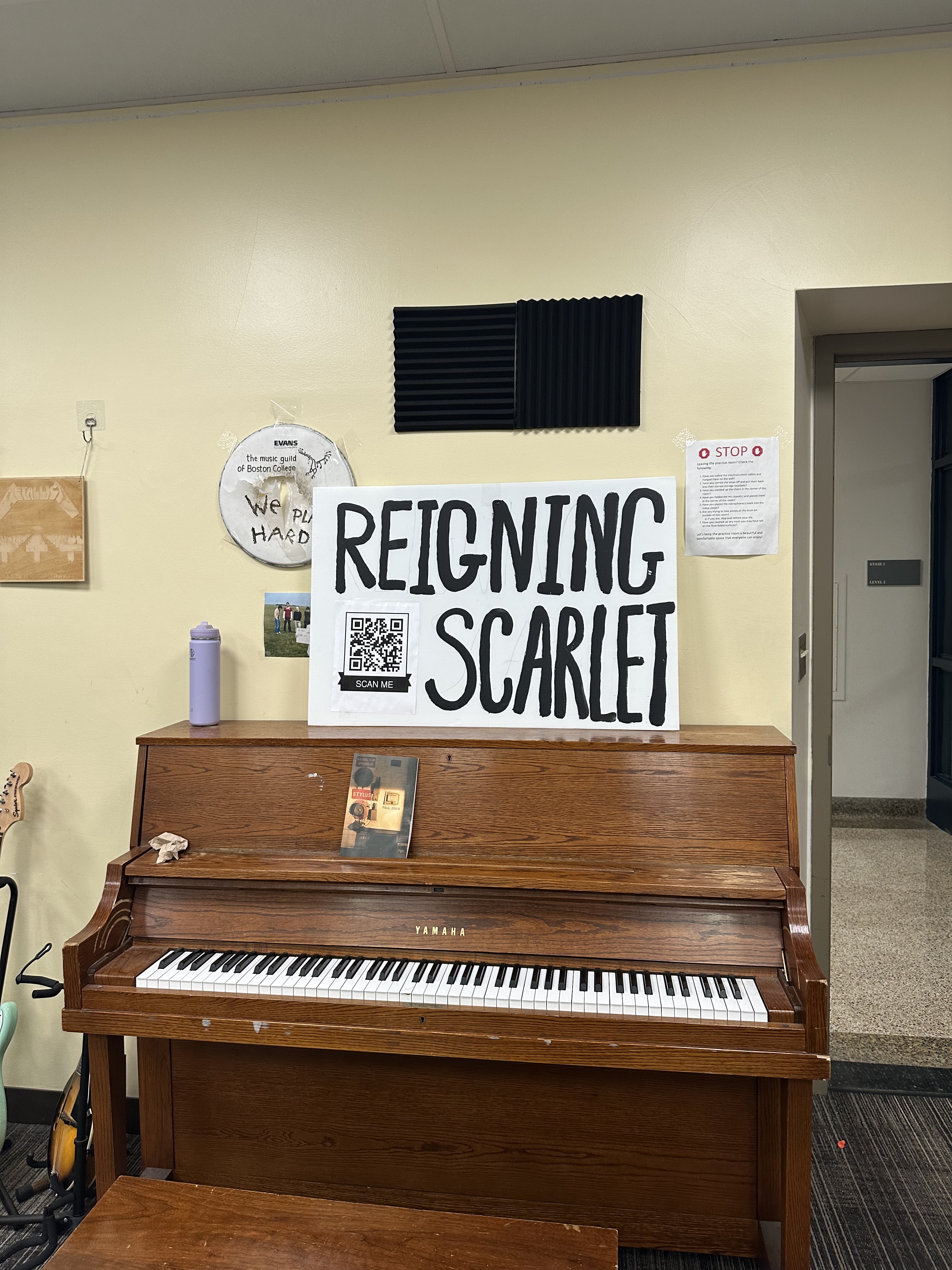 Image of Reigning Scarlet